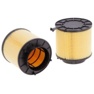 Воздушный фильтр 8K0133843