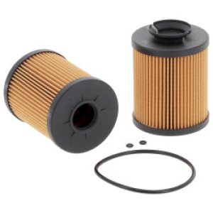 Топливный фильтр 23304-EV570